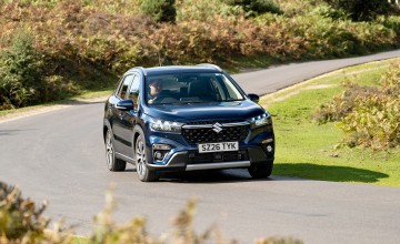 Suzuki S-Cross Hybrid Ultra